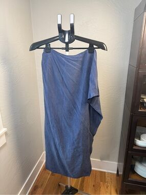 DKNY Jeans Blue 100% Silk Wrap Skirt Resortwear Size 10